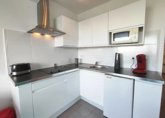 870, Port Nature 8 Au Village Naturiste Agde