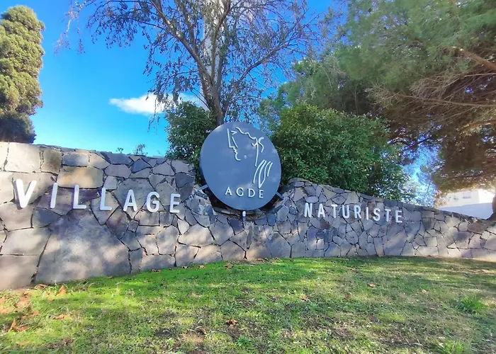 870, Port Nature 8 Au Village Naturiste